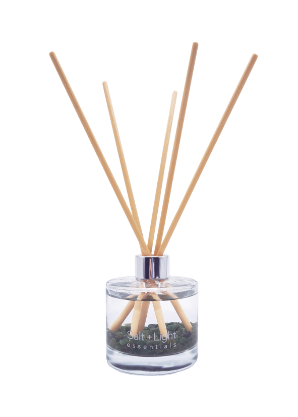 Reed diffuser with green aventurine crystals
